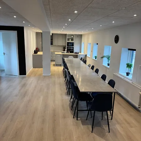 Casa de Férias Stor Til 16 Gaester Sauna & Vildmarksbad 200 M